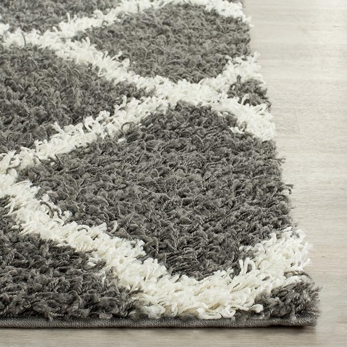 SAFAVIEH Dallas Shag Collection Runner Rug - 2'3" x 18', Dark Grey & Ivory, Trellis Design, Non-Shedding & Easy Care, 1.5-inch Thick Ideal for High Traffic Areas in Living Room, Bedroom (SGD257A)