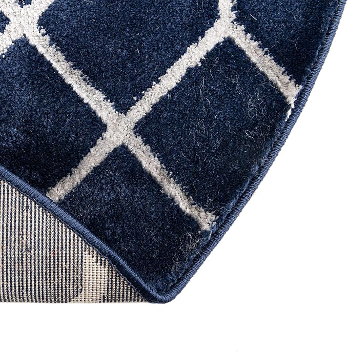 Unique Loom Marilyn Monroe Glam Collection Area Rug - Trellis (5' 3' x 8' Oval, Navy Blue Silver/ Silver)