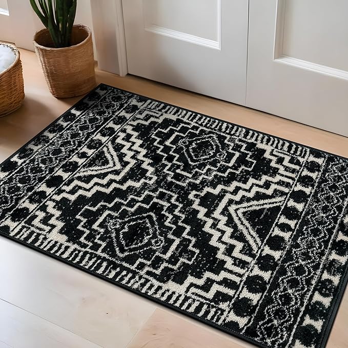 Rugshop Southwestern Black and White Tribal Area Rug – Geometric Diamond Pattern Carpet for Living Room, Bedroom, or Entryway – Boho Rustic Soft Floor Decor 2' x 3' Black