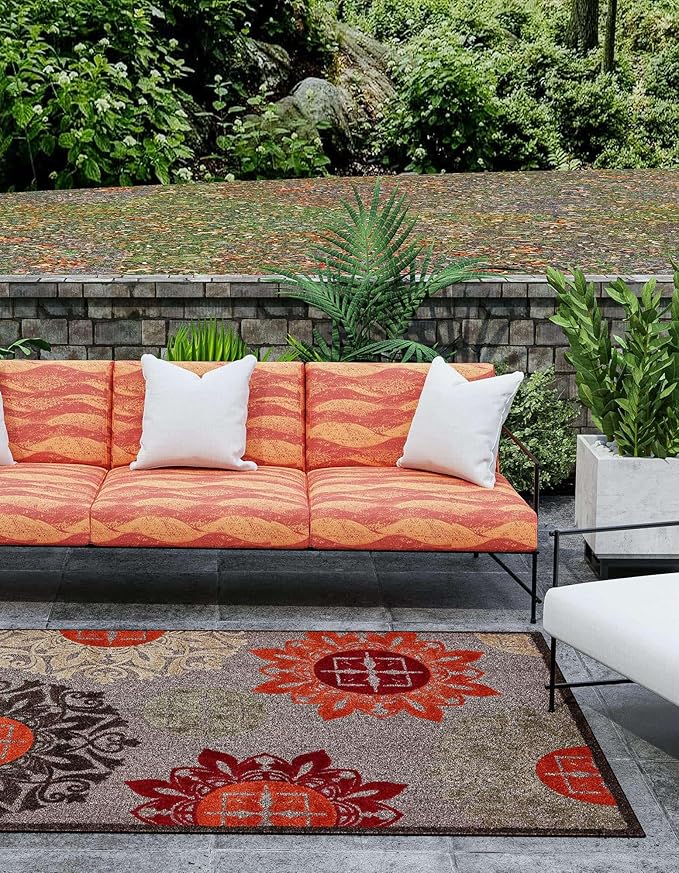 Unique Loom Outdoor Modern Collection Area Rug - Chicago (10' x 13' 1" Rectangle Brown/Orange)