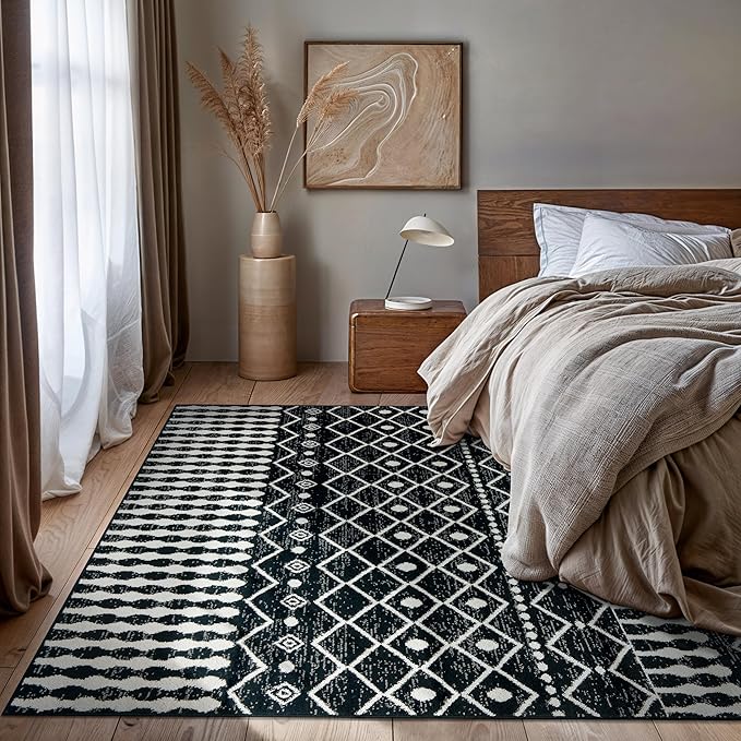 Rugshop Boho Black and White Tribal Area Rug – Geometric Diamond and Stripe Pattern Carpet for Living Room, Bedroom, or Entryway – Soft Modern Bohemian Floor Décor 5' x 7' Black