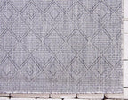 Unique Loom Outdoor Trellis Collection Area Rug - Tribal Trellis (10' x 14' 1" Rectangle, Gray/ Black)