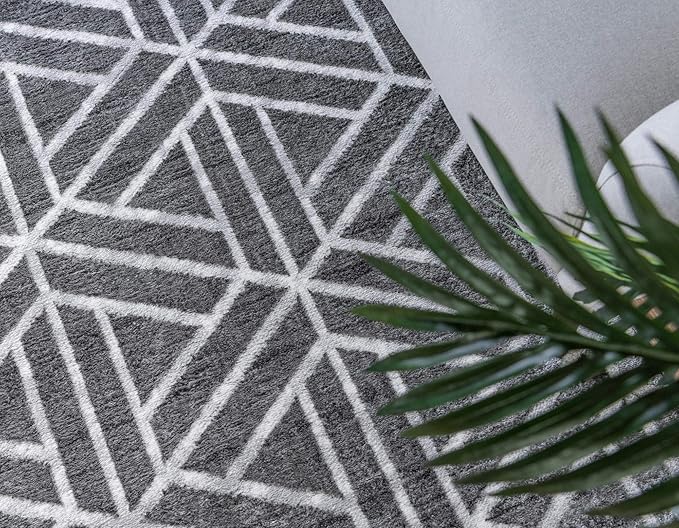 Rugs.com Lattice Trellis Collection Rug – 8' x 10' Gray Low-Pile Rug Perfect for Living Rooms, Large Dining Rooms, Open Floorplans