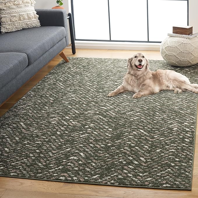 SAFAVIEH Adirondack Collection Area Rug - 5'1" x 7'6", Dark Green & Ivory, Chevron Design, Non-Shedding & Easy Care, Ideal for High Traffic Areas in Living Room, Bedroom, Dining (ADR104Y-5)