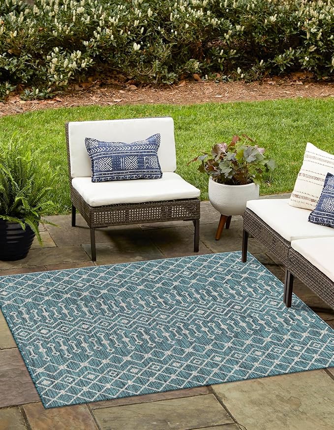 Unique Loom Outdoor Trellis Collection Area Rug - Tribal Trellis (7' 10" Square, Teal/ Ivory)