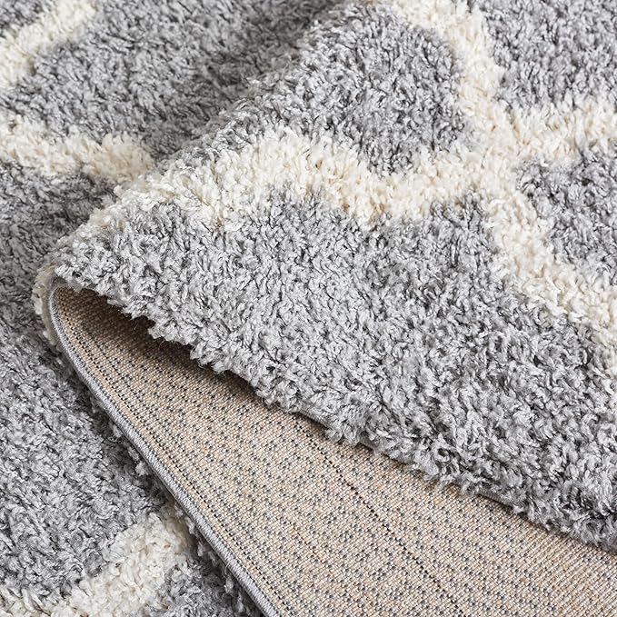 SAFAVIEH Dallas Shag Collection Runner Rug - 2'3" x 16', Grey & Ivory, Trellis Design, Non-Shedding & Easy Care, 1.5-inch Thick Ideal for High Traffic Areas in Living Room, Bedroom (SGD257G)