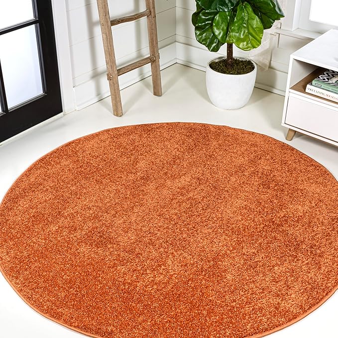 JONATHAN Y Haze Solid Low-Pile Orange 8' Round Indoor Area Rug, Coastal,Bohemian,Minimalist,Classic, Easy-Cleaning for Living Room,Bedroom,Kitchen,Pet Friendly,Non-Shedding (SEU100M-8R)