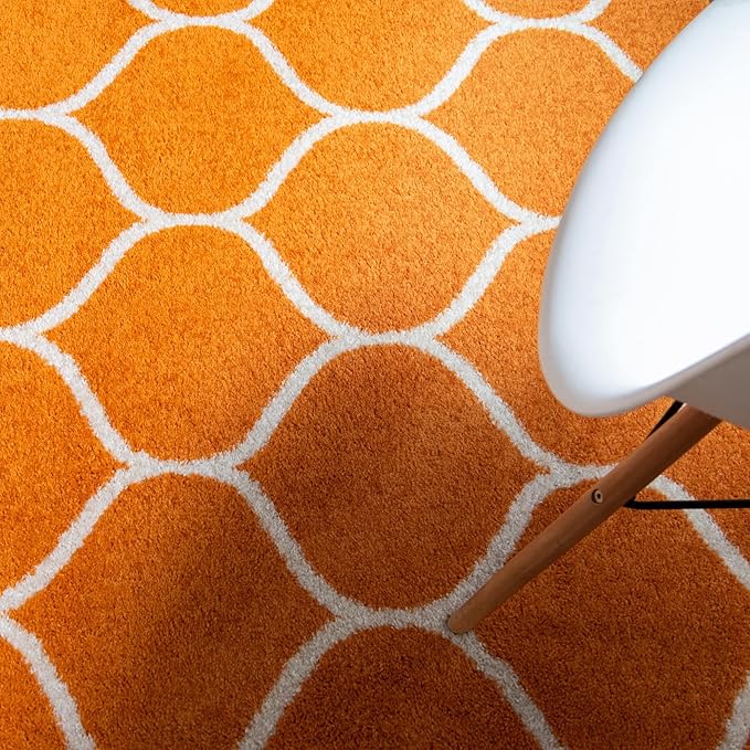 Rugs.com Lattice Frieze Collection Rug – 3' Round Orange Medium Rug Perfect for Kitchens, Dining Rooms