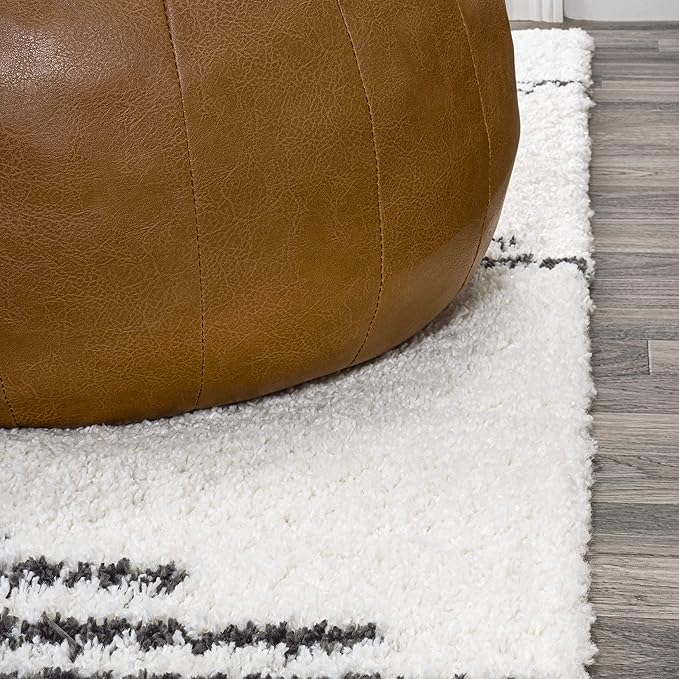 JONATHAN Y Elm Diamond Stripe Shag White/Gray Indoor Area Rug, 8x10, Geometric, Bohemian, Contemporary, Easy-Cleaning for Living Room, Bedroom, Kitchen, Pet Friendly, Non-Shedding (MOH408A-8)
