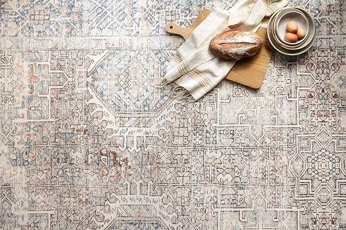 Loloi Chris Loves Julia Jules Collection JUL-07 Natural/Ocean 3'-6'' x 5'-6'', .13" Pile Height, Accent Rug