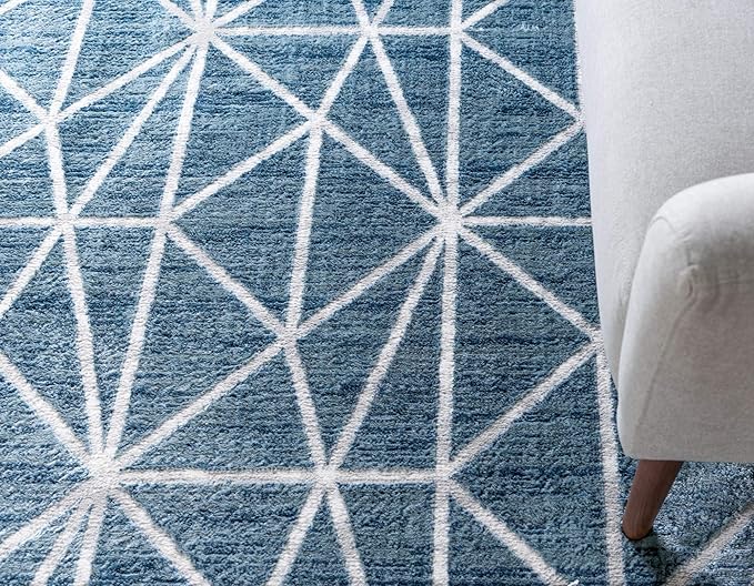 Rugs.com Lattice Trellis Collection Rug – 3 Ft Round Blue Low-Pile Rug Perfect for Kitchens, Dining Rooms