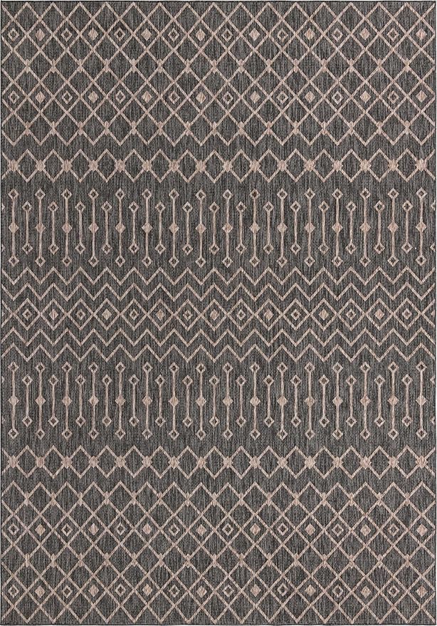 Unique Loom Outdoor Trellis Collection Area Rug - Tribal Trellis (10' x 14' 1" Rectangle, Charcoal Gray/ Natural)