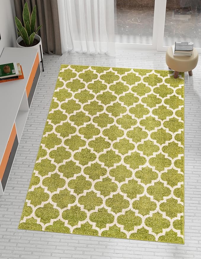 Rugs.com Lattice Collection Rug – 2x3 Light Green Medium-Pile Rug Perfect for Entryways, Kitchens, Breakfast Nooks, Accent Pieces