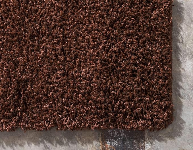 Unique Loom Solid Shag Collection Area Rug (5' 3" x 8' Rectangle, Chocolate Brown)