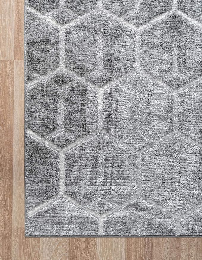 Rugs.com Lattice Trellis Collection Rug – 8' x 10' Gray Low-Pile Rug Perfect for Living Rooms, Large Dining Rooms, Open Floorplans