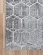 Rugs.com Lattice Trellis Collection Rug – 6' x 9' Gray Low-Pile Rug Perfect for Living Rooms, Large Dining Rooms, Open Floorplans