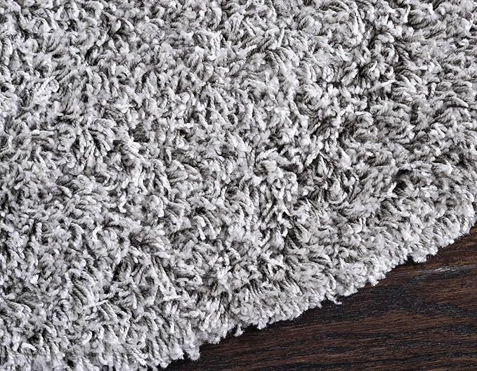 Unique Loom Solid Shag Collection Area Rug (6' 1" Round, Cloud Gray)