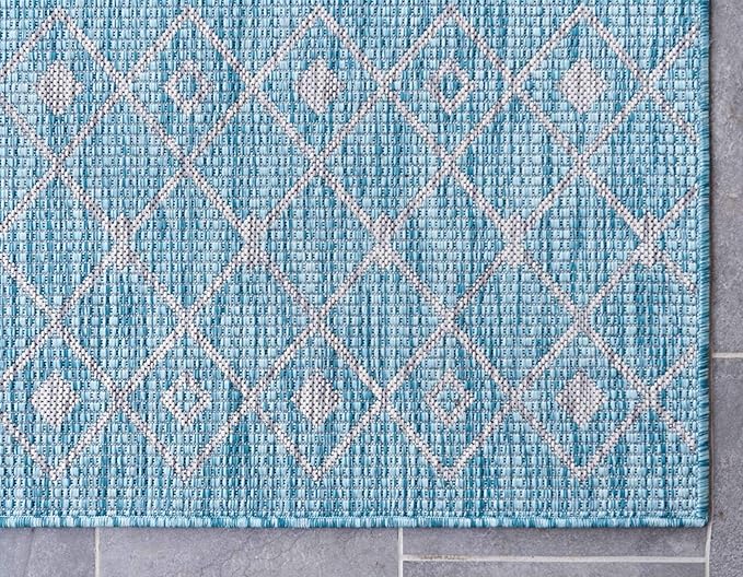 Unique Loom Outdoor Trellis Collection Area Rug - Tribal Trellis (7' 1" x 10' Rectangle, Aqua/ Ivory)