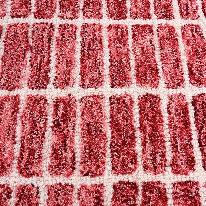Hand-Tufted 100% Wool Area Rug – Unique Modern Geometric Grid Pattern, Soft Plush Textured Carpet for Living Room, Bedroom, Dining Room & Entryway (Brick Red, 5' Round)