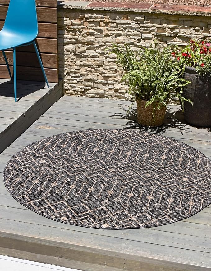 Unique Loom Outdoor Trellis Collection Area Rug - Tribal Trellis (3' 3" Round, Charcoal Gray/ Natural)