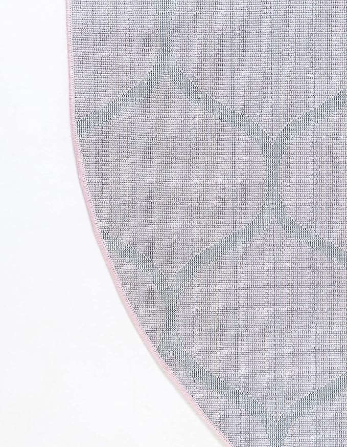 Rugs.com Lattice Frieze Collection Rug – 4' x 6' Oval Light Pink Medium Rug Perfect for Living Rooms, Large Dining Rooms, Open Floorplans
