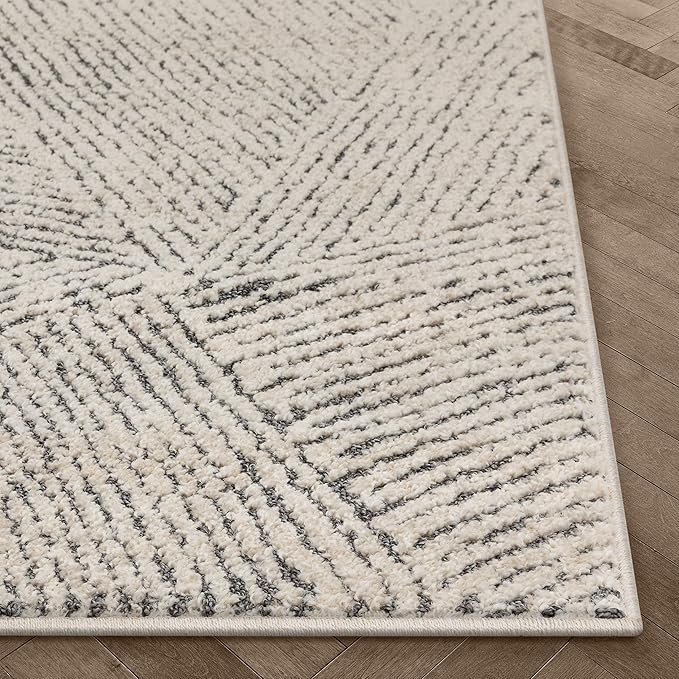 Well Woven Ezio Beige Tribal Geometric Distressed High-Lo Pile Area Rug 5x7 (5'3" x 7'3")