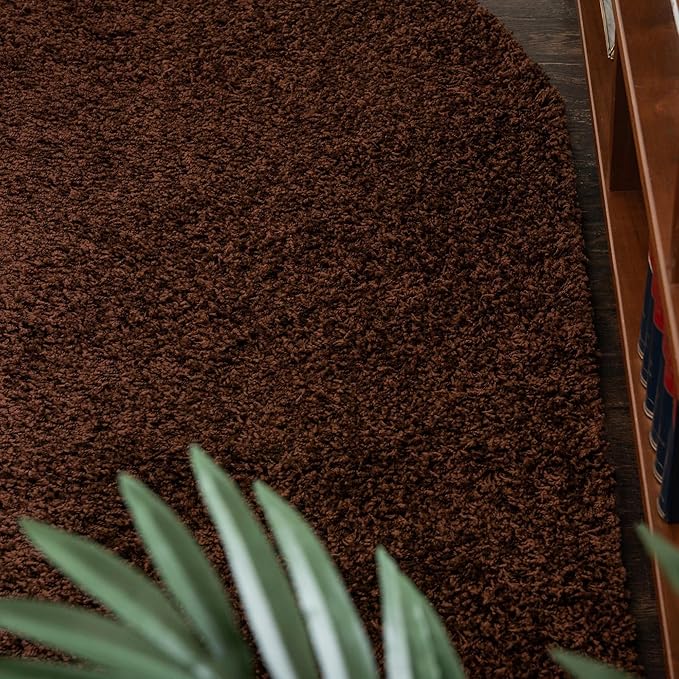 Unique Loom Solid Shag Collection Area Rug (8' x 10' Oval, Chocolate Brown)