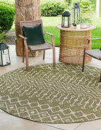 Unique Loom Outdoor Trellis Collection Area Rug - Tribal Trellis (5' 3" Round, Green/ Natural)