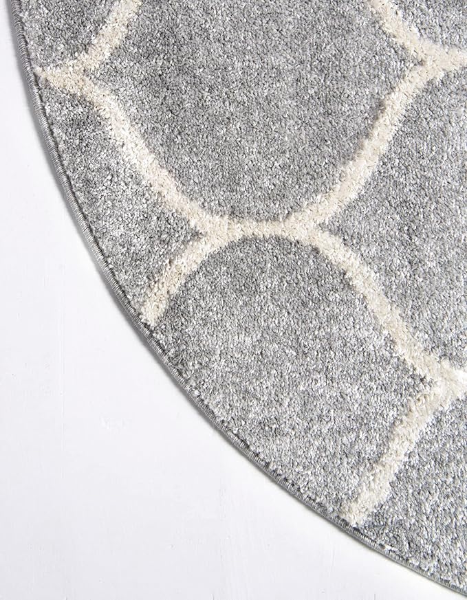 Rugs.com Lattice Frieze Collection Rug – 7' Round Light Gray Medium Rug Perfect for Kitchens, Dining Rooms