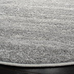 SAFAVIEH Adirondack Collection Area Rug - 5' Round, Ivory & Silver, Modern Ombre Design, Non Shedding & Easy to Clean, Ideal for Living Room, Bedroom, Office, Dining Space (ADR113B)