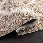 SAFAVIEH Dallas Shag Collection Area Rug - 5'1" x 7'6", Beige & Ivory, Trellis Design, Non-Shedding & Easy Care, 1.5-inch Thick Ideal for High Traffic Areas in Living Room, Bedroom (SGD257D)