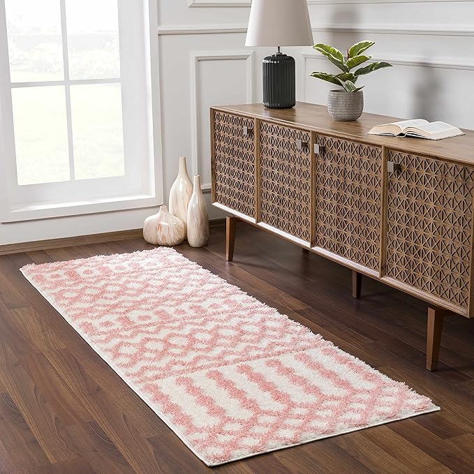 Hauteloom Darva Living Room, Bedroom Area Rug - Contemporary - Plush Pile - Pink - 18" Sample