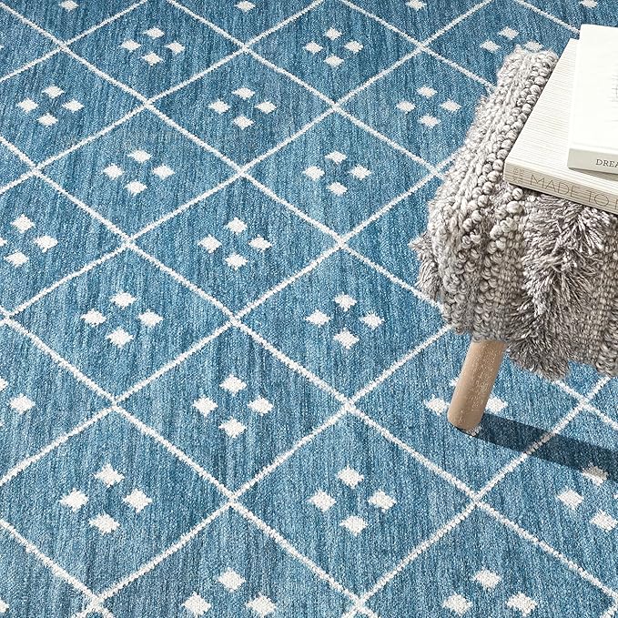 Dash & Albert Kota Indigo Machine Washable Rug, 7.5 X 9.5 Feet, Blue Geometric Pattern