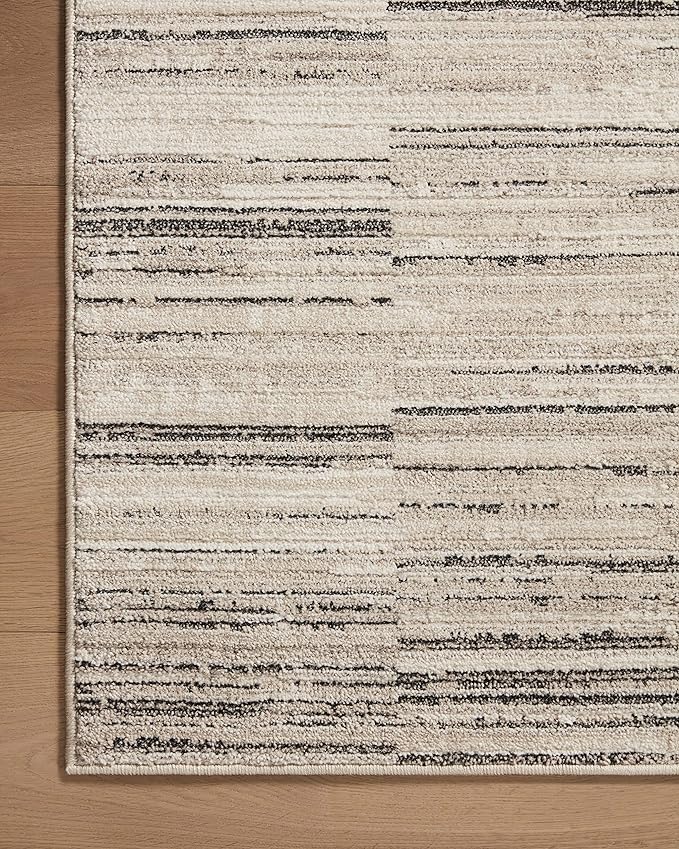 Loloi Darby Collection DAR-01 Charcoal/Sand 5'-3" x 7'-6" Area Rug