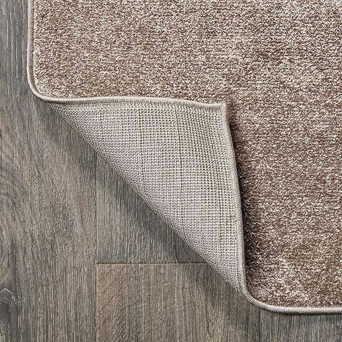 JONATHAN Y Haze Solid Low-Pile Brown Indoor Area Rug 6x9, Coastal,Bohemian,Minimalist,Classic, Easy-Cleaning for Living Room,Bedroom,Kitchen,Pet Friendly,Non-Shedding (SEU100J-6)