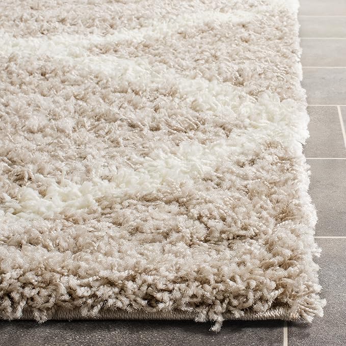 SAFAVIEH Dallas Shag Collection Runner Rug - 2'3" x 16', Beige & Ivory, Trellis Design, Non-Shedding & Easy Care, 1.5-inch Thick Ideal for High Traffic Areas in Living Room, Bedroom (SGD257D)