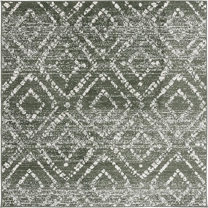 SAFAVIEH Adirondack Collection Area Rug - 6' Square, Dark Green & Ivory, Geometric Design, Non-Shedding & Easy Care, Ideal for High Traffic Areas in Living Room, Bedroom, Dining (ADR131E-6SQ)