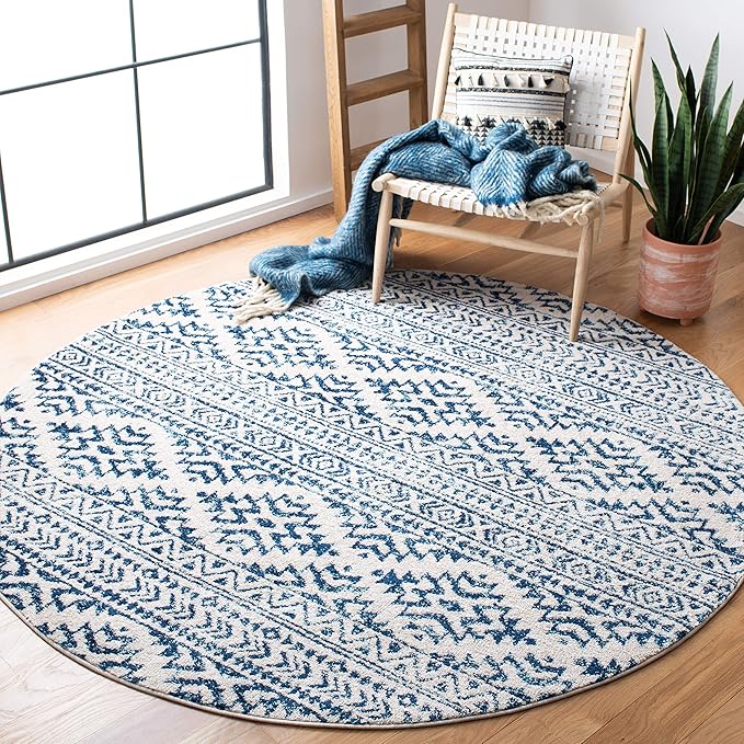 SAFAVIEH Tulum Collection Area Rug - 9' Round, Ivory & Navy, Moroccan Boho Tribal Design, Non-Shedding & Easy to Clean, Ideal for Living Room, Bedroom, Dining Space (TUL272D)