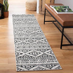 SAFAVIEH Tulum Collection Runner Rug - 2' x 21', Ivory & Black, Moroccan Boho Tribal Design, Non-Shedding & Easy to Clean, Ideal for Living Room, Hallway, Foyer, Bedroom (TUL272B)
