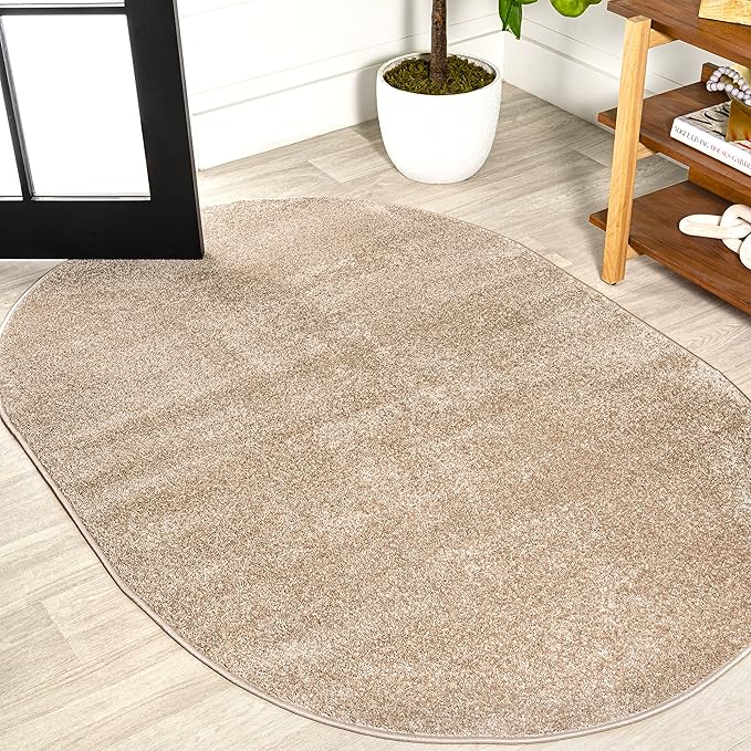JONATHAN Y Haze Solid Low-Pile Beige 5x8 Oval Indoor Area Rug, Coastal,Bohemian,Minimalist,Classic, Easy-Cleaning for Living Room,Bedroom,Kitchen,Pet Friendly,Non-Shedding (SEU100G-5OV)