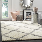 SAFAVIEH Dallas Shag Collection Accent Rug - 4' x 6', Ivory & Grey, Trellis Design, Non-Shedding & Easy Care, 1.5-inch Thick Ideal for High Traffic Areas in Entryway, Living Room, Bedroom (SGD257F)