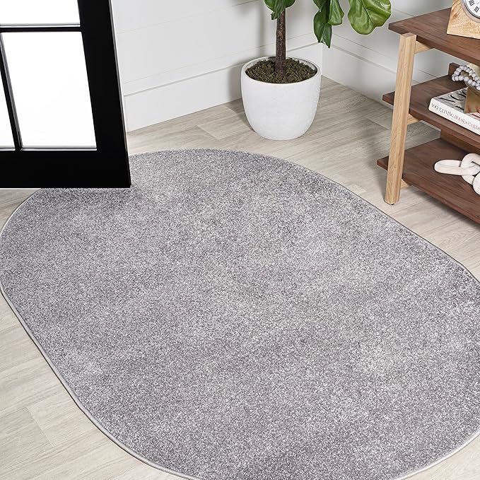 JONATHAN Y Haze Solid Low-Pile Gray 5x8 Oval Indoor Area Rug, Coastal,Bohemian,Minimalist,Classic, Easy-Cleaning for Living Room,Bedroom,Kitchen,Pet Friendly,Non-Shedding (SEU100A-5OV)