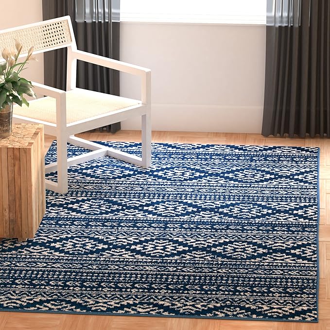 SAFAVIEH Area Rug 6x9 - Tulum Collection - Navy & Ivory, Moroccan Boho Tribal Design, Non-Shedding & Easy to Clean, Ideal for Living Room, Bedroom, Dining Space (TUL272N)