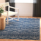 SAFAVIEH Area Rug 4x6 - Tulum Collection - Navy & Ivory, Moroccan Boho Tribal Design, Non-Shedding & Easy to Clean, Ideal for Living Room, Bedroom, Dining Space (TUL272N)