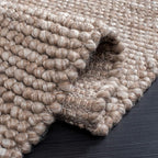 SAFAVIEH Area Rug 6x9 - Natura Collection - Brown, Handmade Wool Blend, Textured Design, Ideal for Living Room, Bedroom, Dining Space (NAT620T)