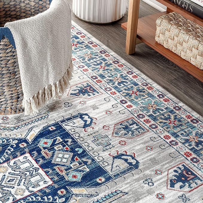 JONATHAN Y Modern Vintage Medallion Blue/Light Grey Indoor Area Rug, 8x10, Country, Floral, Easy-Cleaning for Living Room, Bedroom, Kitchen, Pet Friendly, Non-Shedding (MDP108A-8)