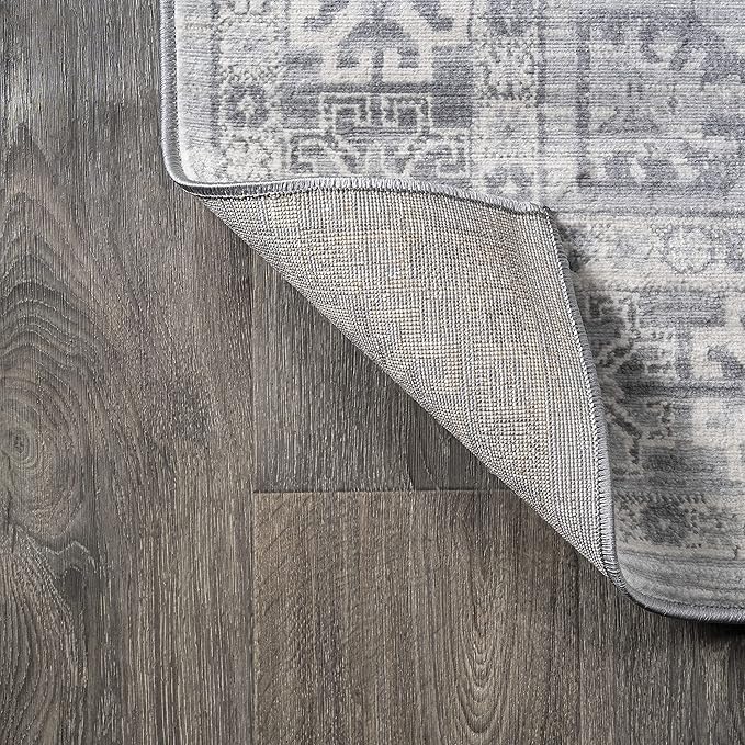 JONATHAN Y Modern Vintage Medallion Light Grey 6x6 Square Indoor Area Rug, Country, Floral, Easy-Cleaning for Living Room, Bedroom, Kitchen, Pet Friendly, Non-Shedding (MDP108B-6SQ)