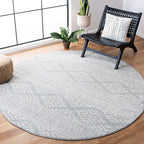 SAFAVIEH Tulum Collection Area Rug - 5' Round, Light Grey & Ivory, Moroccan Boho Tribal Design, Non-Shedding & Easy to Clean, Ideal for Living Room, Bedroom, Dining Space (TUL272F)