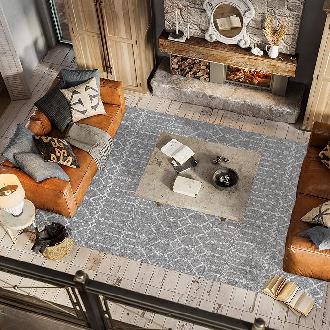 JONATHAN Y Boho Vintage Diamond Gray/Ivory Indoor Area Rug 4X6 ft, Moroccan Hype for Living Room, Bedroom, Kitchen, Office, Easy-Cleaning, High Traffic, Pet-Friendly, Non-Shedding (MOH101C-4)