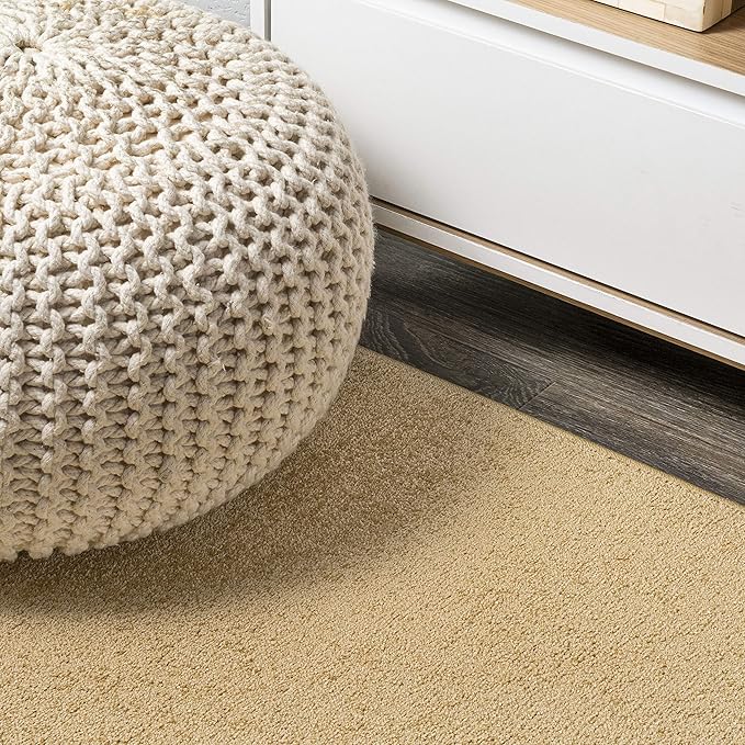 JONATHAN Y Haze Solid Low-Pile Mustard 6' Round Indoor Area Rug, Coastal,Bohemian,Minimalist,Classic, Easy-Cleaning for Living Room,Bedroom,Kitchen,Pet Friendly,Non-Shedding (SEU100B-6R)